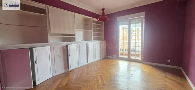 EXCLUSIVA RESIDENCIA DE 243 m2 CONSTRUIDOS EN EL CENTRO DE T - foto 2