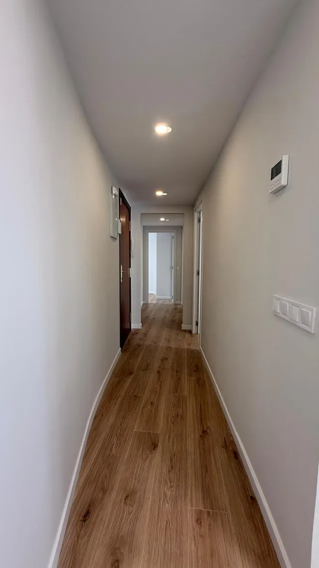 Apartamento reformado en Fuengirola, segunda línea de playa junto al puerto con licencia turística — 11