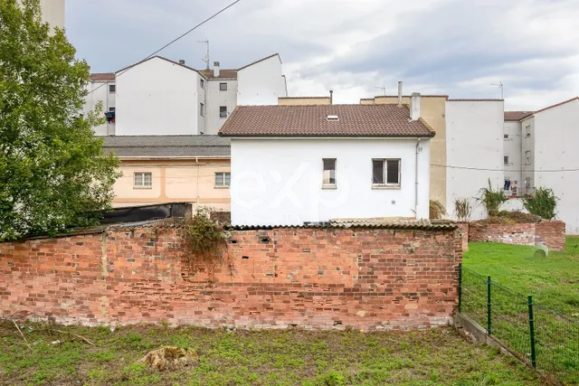 Casa a reformar en Lugo de Llanera a 5 minutos de Oviedo - foto 5