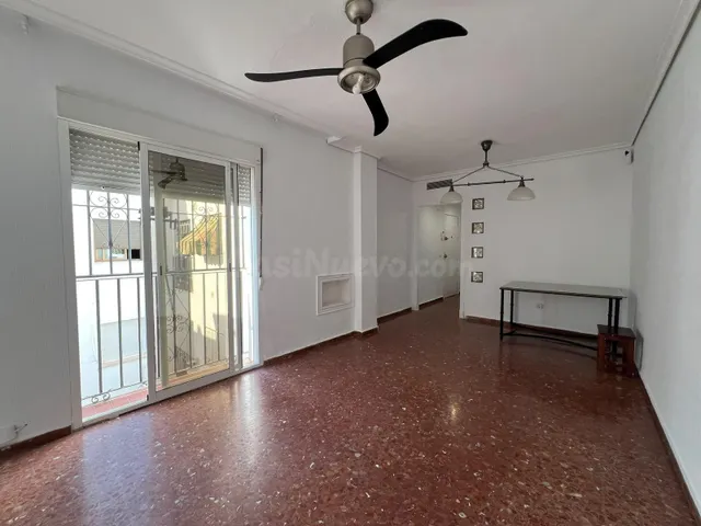Amplio piso en alquiler en Plaza San Rafael, Córdoba