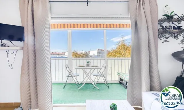 Acogedor estudio con terraza cerrada en el Sector Flamicell - foto 4