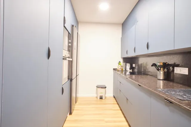 Habitación sólo para chica estudiante - disponible en diciembre - san antón — 17