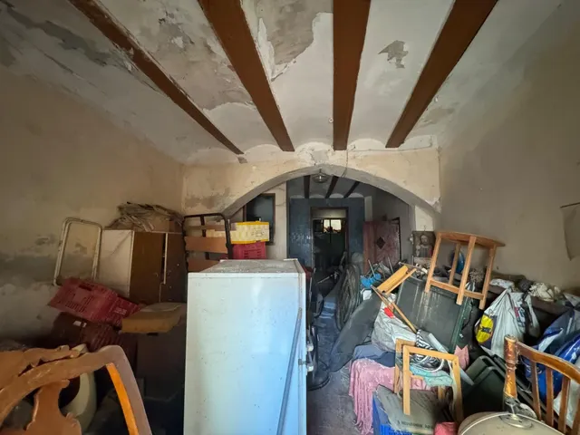 CASA PARA REFORMAR EN LLIRIA