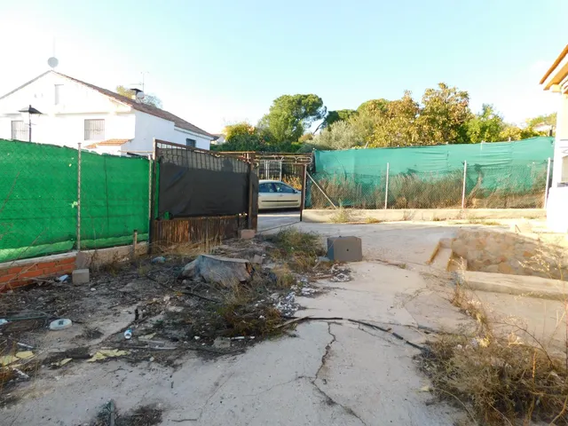 Casa independiente con parcela de 500m en calle Tejoneras Carranque. FINANCIACION 100% — 9