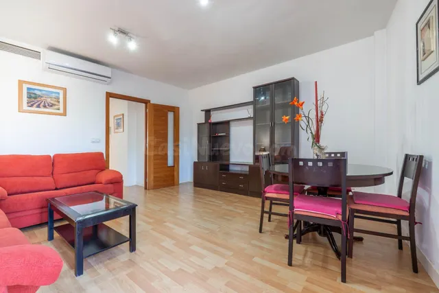 VENTA DE PISO JUNTO AL METRO DE CHURRIANA DE LA VEGA