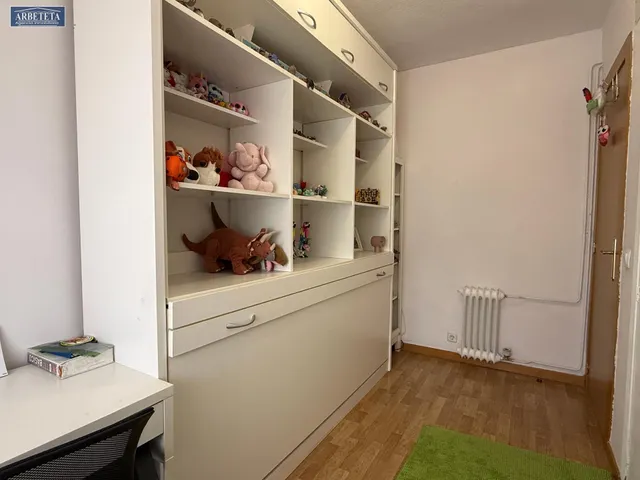 INMOBILIARIA ARBETETA VENDE PISO DE TRES DORMITORIOS Y TERRAZA EN LA ZONA CONSTITUCIÓN DE GUADALAJARA — 24