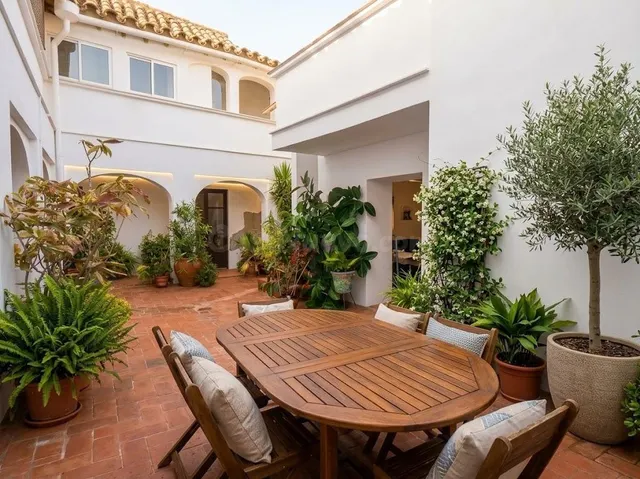 Oportunidad para Inversores: Gran Casa/Edificio para Rehabil - foto 4