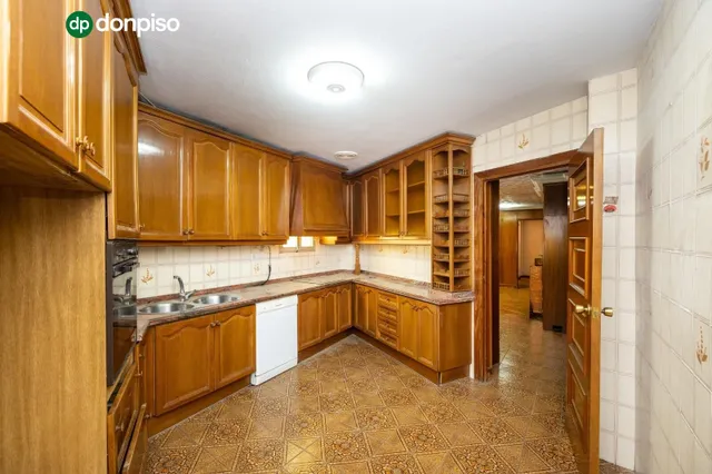 Edificio con gran potencial de desarrollo residencial en Zaidín – Granada — 15