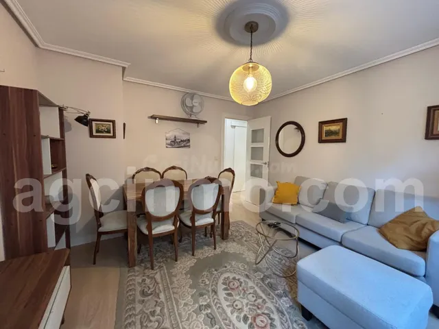 Piso alquiler — 5