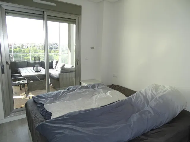 LUJOSO ÁTICO CON ESPECTACULAR TERRAZA Y SOLARIUM — 15