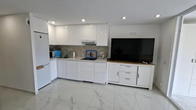 ESPECTACULAR APARTAMENTO REFORMADO — 14