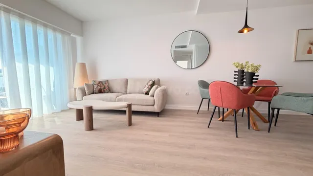 Magnífico apartamento cerca del mar. - foto 2