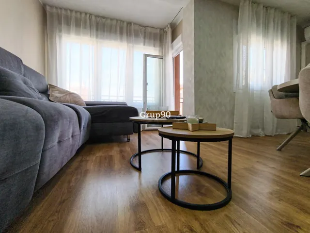 PISO DE 111 M2 TOTALMENTE REFORMADO CON 2 BALCONES JUNTO AL PASSEIG DE RONDA — 14