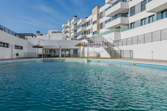 Ultima unidad en Estepona, obra nueva lista para entrar a vivir !!! — 17