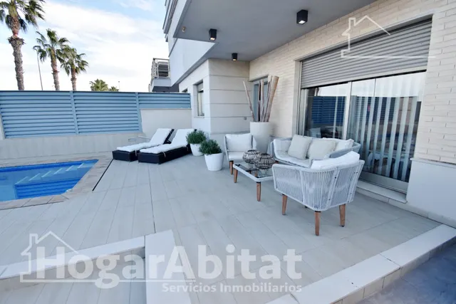 PRECIOSO ADOSADO PAREADO CON PISCINA, 3 TERRAZAS Y BARBACOA  JUNTO AL PUERTO — 19