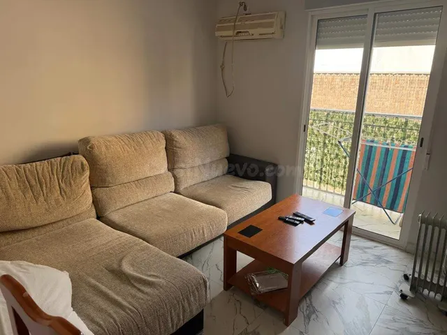 PISO EN ASPE — 2