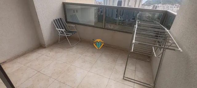 Amplio Apartamento en Cala Villajoyosa con Vistas al Mar — 4