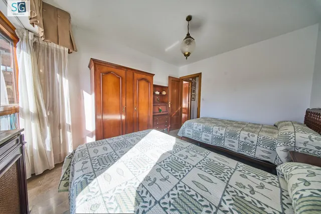 Residencia exclusiva en Paseo del Salón con vistas despejadas — 16