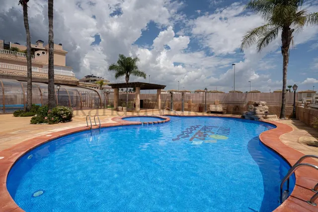 Casa 2 habitaciones 77m² en venta - Los Dolses — 28