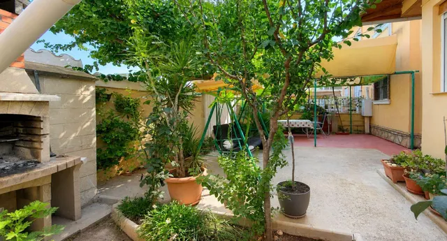 Casa con jardín privado, solárium y gran potencial en Ciudad Quesada — 32
