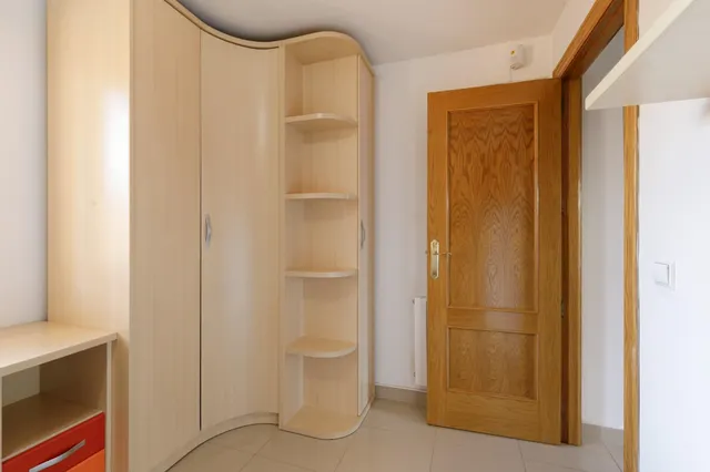 Acogedor Piso en Armilla: Ideal para Inversión o Primera Vivienda — 12