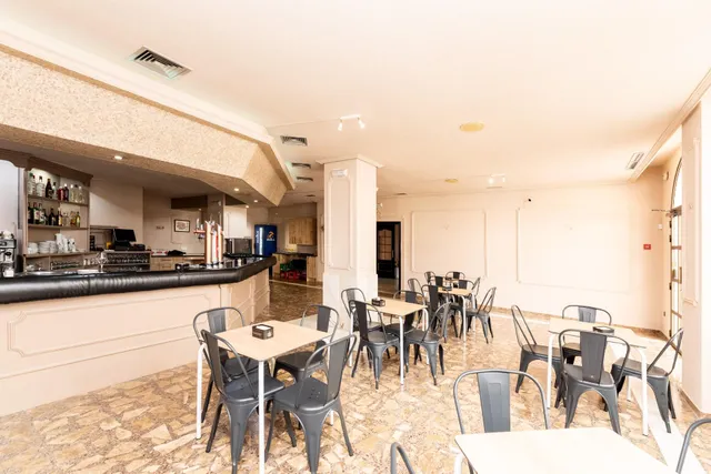 ACTIVO HOTELERO CON POTENCIAL DE INVERSIÓN Y RECONVERSIÓN – CEBREROS, ÁVILA — 16