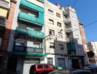 Se vende Piso OKUPADO en Sant Francesc Xavier 8 Hospitalet d - foto 3