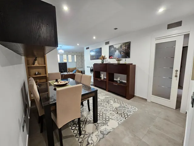 EN ALQUILER FABULOSO PISO-ATICO DE 3 DORMITORIOS + 2 BAÑOS,EN ALMERIA CAPITAL, ZONA AVDA.MEDITERRANEO Y CARREFOUR — 36