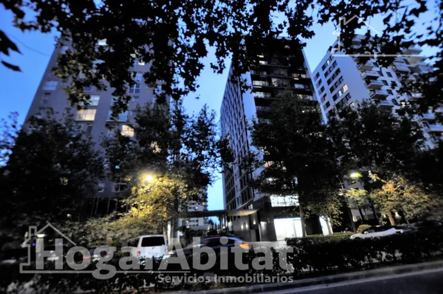 Vive con el confort de un exclusivo residencial con piscina, zonas verdes, garaje y trastero — 41