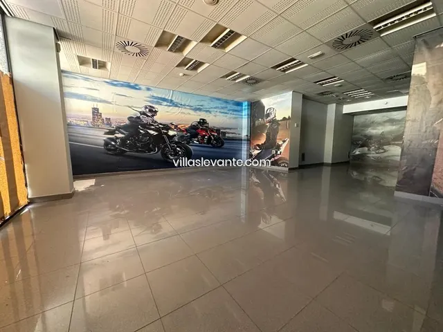 LOCAL COMERCIAL REFORMADO — 7