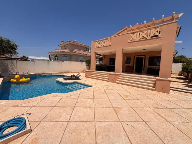 Villa 4 habitaciones 175m² en venta - Doña Pepa — 18