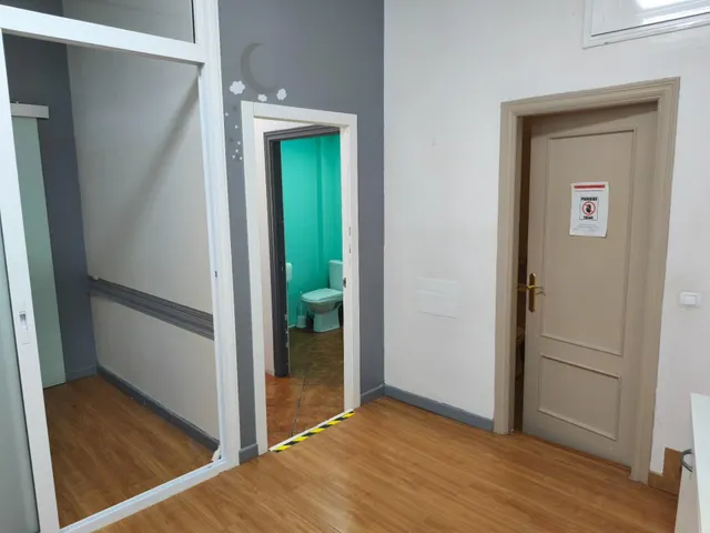 EN EXCLUSIVA LOCAL EN VENTA EN AVENIDA MOLIERE, MALAGA — 16