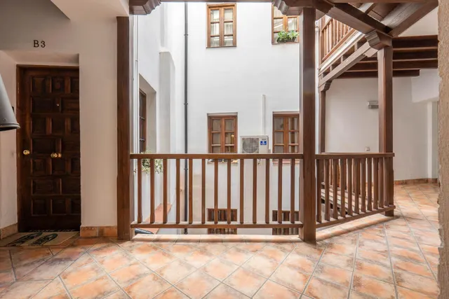 VENTA DE CÉNTRICO PISO DÚPLEX EN CALLE ELVIRA - GRANADA — 34