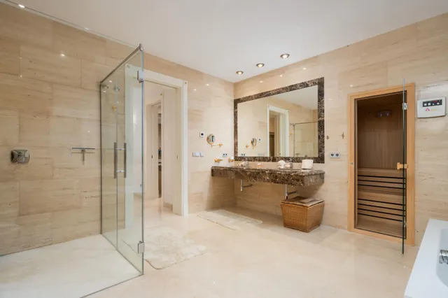 Villa 7 habitaciones 761m² en venta - Casasola — 38