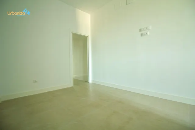 APARTAMENTO SIN MUEBLES SAN ROQUE BADAJOZ — 9