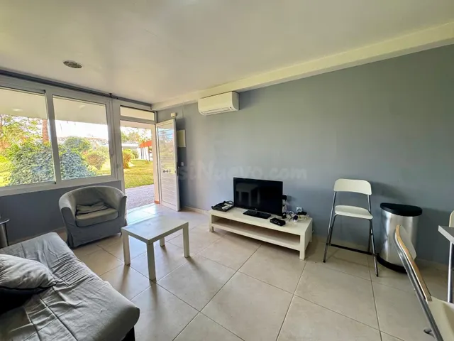 Apartamento de 2 habitaciones con licencia turística en Sant - foto 5