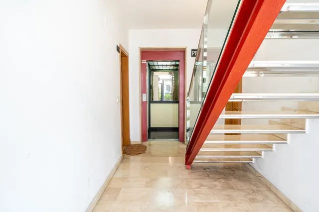 Planta baja de 3 habitaciones, con terrazas, parking y trastero en Ciudad Jardín — 29