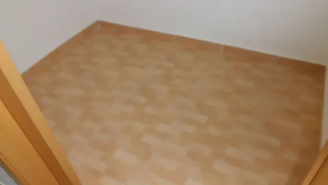 LOCAL COMERCIAL CALLE PREFERENTE — 21