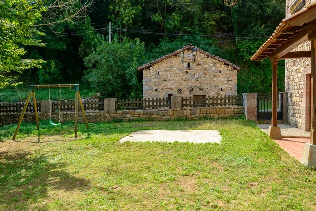 Complejo turístico en venta en cabrales: 32 habitaciones y 96 plazas entre los picos de europa y la costa asturiana — 24
