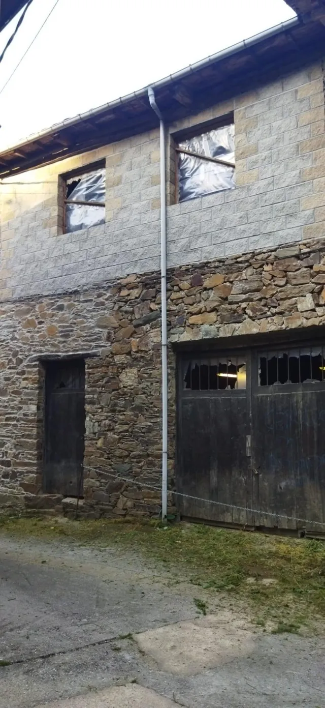 SE VENDE CASA EN CONSTRUCCIÓN  EN VILLANUEVA DE VALDUEZA — 14