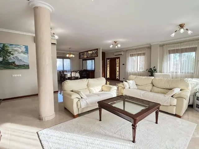 Villa de Lujo independiente, 5 dormitorios, 4 baños, piscina, jardines, gran parcela, en Ciudad Quesada — 10