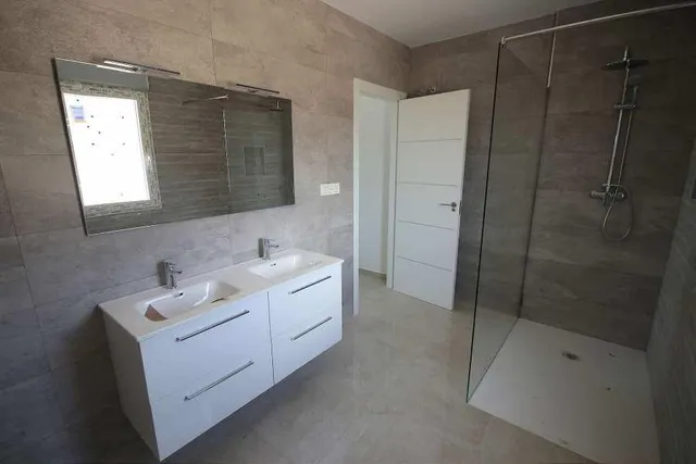 Villas de Obra Nueva en Pinoso en parcelas rústicas — 10