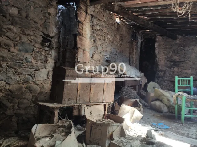 CASA DE PUEBLO EN PESSONADA — 10