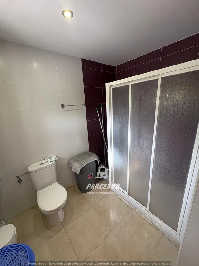 Finca de 1.250 m2 con 2 casas independientes y piscina — 28