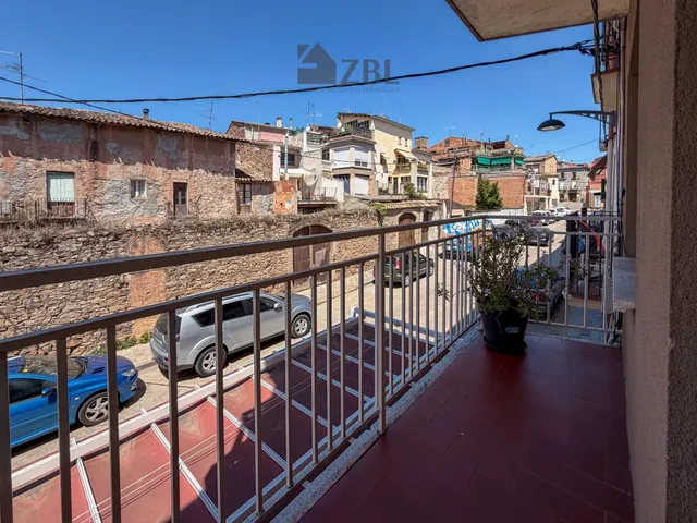PISO EXTERIOR DE 90 m2 CON TERRAZA, BALCÓN Y VISTAS DESPEJADAS EN SANTPEDOR — 17
