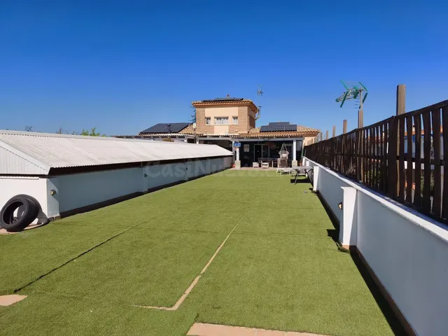 VIVIENDA CON 170 M2 DE TERRAZAS Y VISTAS A SIERRA NEVADA — 3