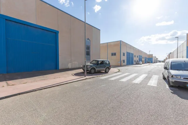 ¡Oportunidad única en Cijuela! Nave industrial lista para empezar a trabajar desde el primer día — 18