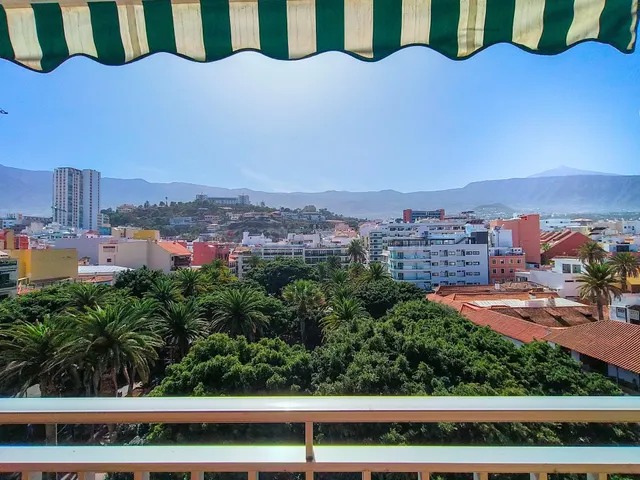 Estudio luminoso con terraza y vistas al Teide · Puerto de l