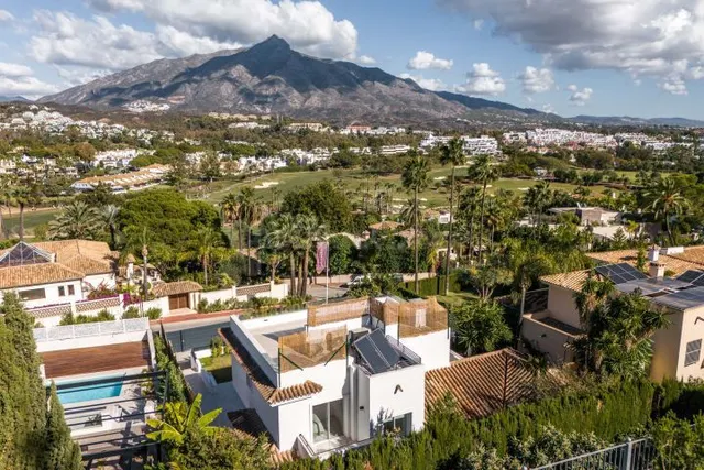 Villa 5 habitaciones 448m² en venta - Los Naranjos — 2