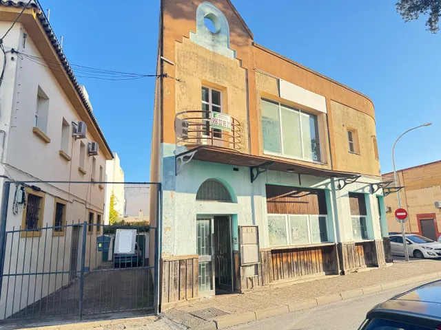 LOCAL COMERCIAL ZONA PLAZA DEL CABALLO — 8